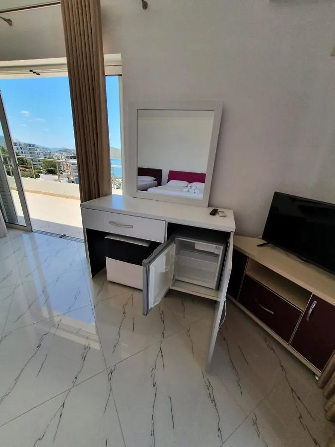Deluxe Wooden Villa Sarande Apartment