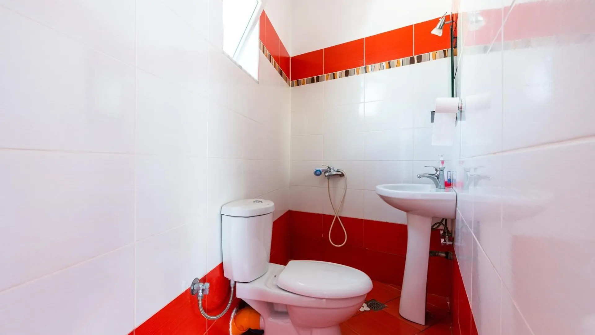Deluxe Wooden Villa Sarande