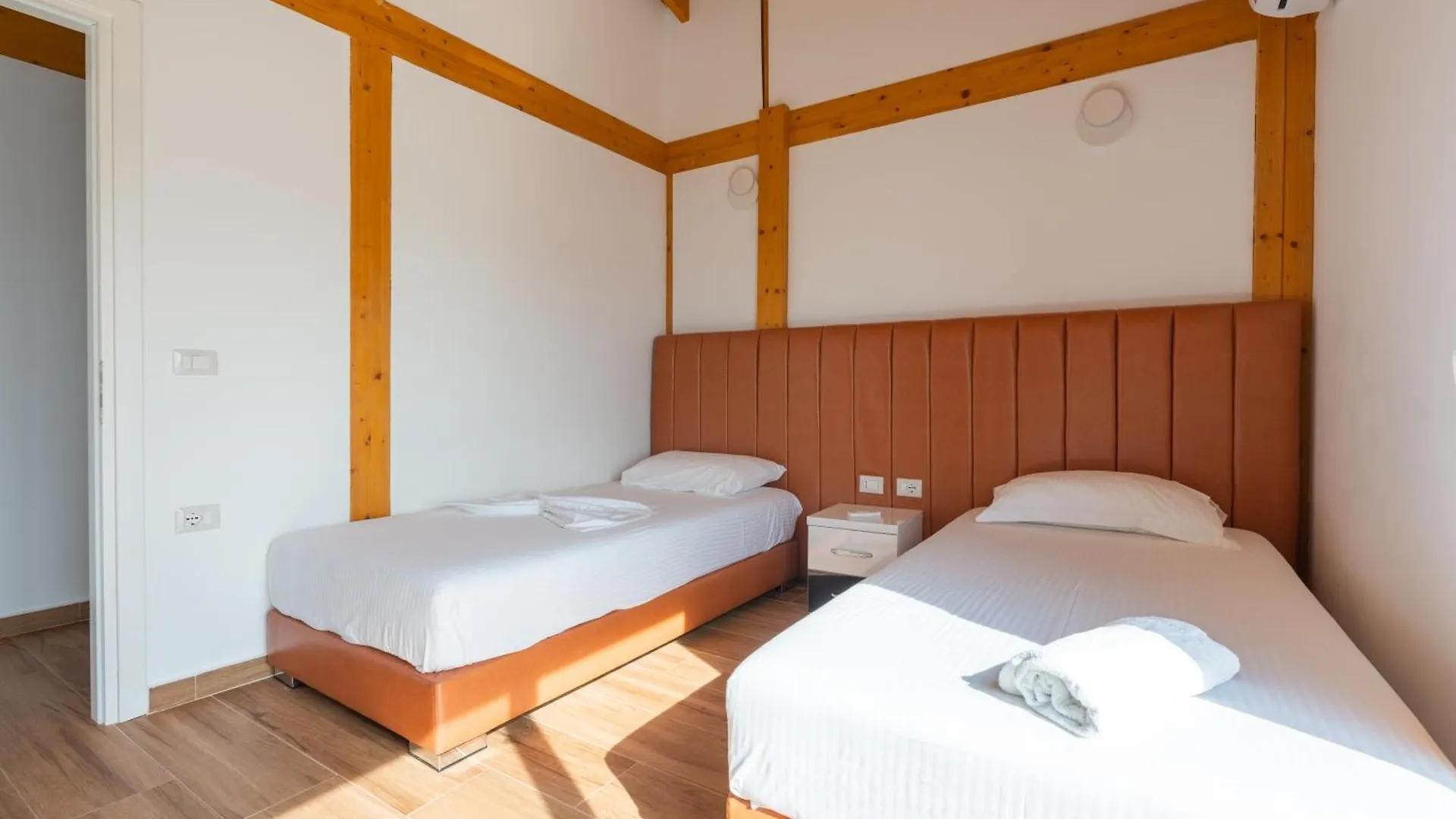 Deluxe Wooden Villa Sarande 0*,  Albania